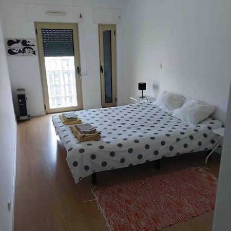 Modern And Spacious Apartment In Lisboa Bagian luar foto